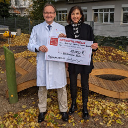 Die Schuler Group schenkt großzügig zu Weihnachten!